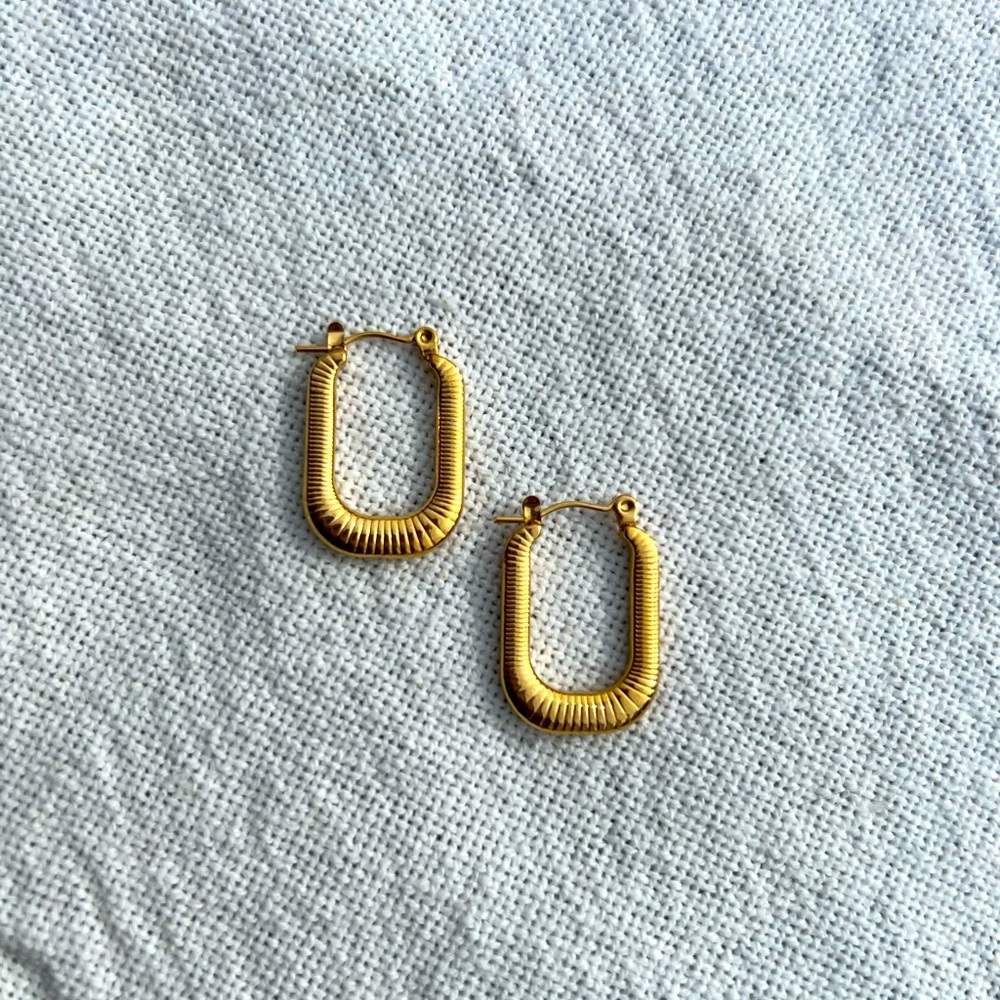 NEW Stainless Steel Gold Earrings